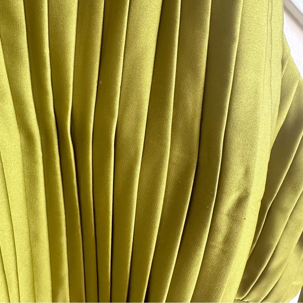 Mac Duggal Pleated High Neck Sleeveless Mini Dress Chartreuse Green Size 12 NWT - Picture 16 of 17
